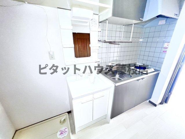 藤枝市田沼マンション キッチン