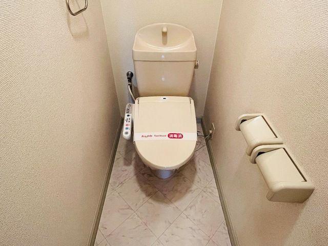 掛川市高御所アパート トイレ