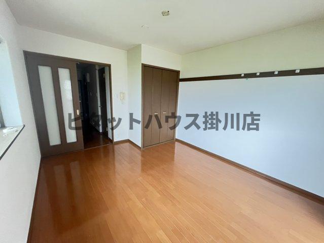 袋井市川井マンション リビング