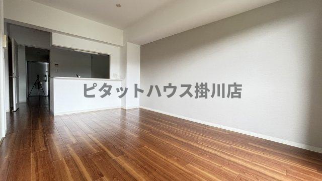 袋井市豊沢マンション リビング