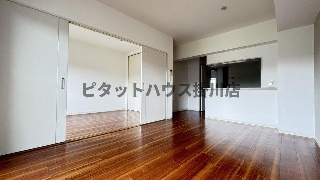 袋井市豊沢マンション リビング