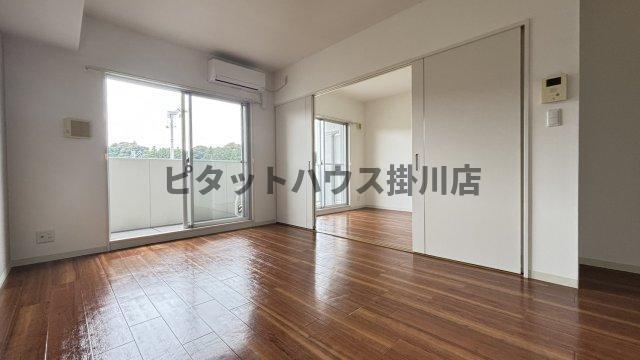 袋井市豊沢マンション リビング