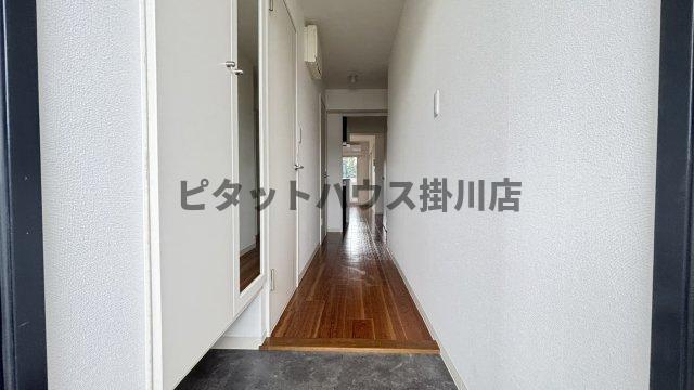 袋井市豊沢マンション 玄関