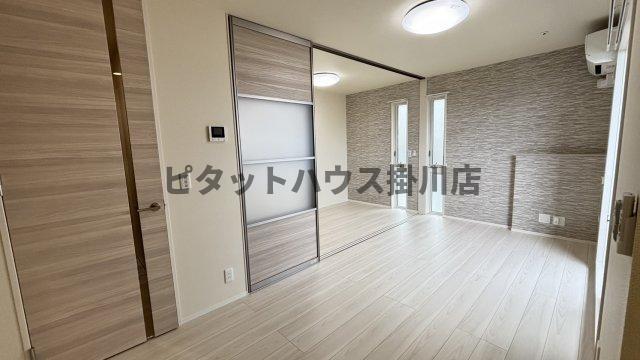 袋井市栄町アパート リビング