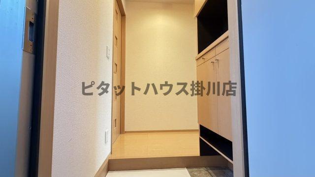 袋井市堀越アパート 玄関