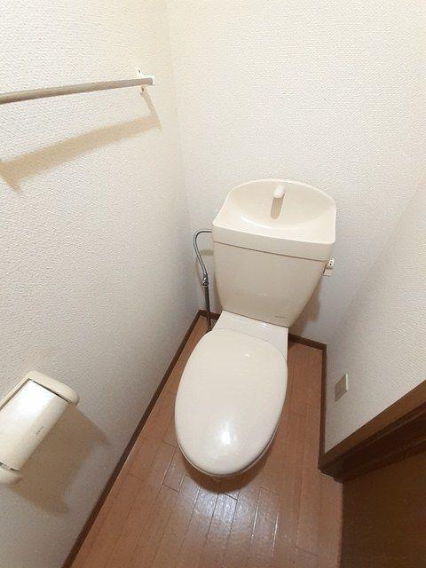 掛川市初馬アパート トイレ