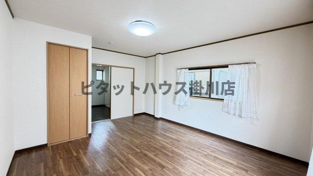 掛川市掛川マンション リビング
