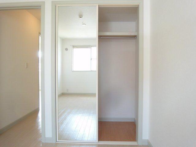 掛川市高御所アパート 収納