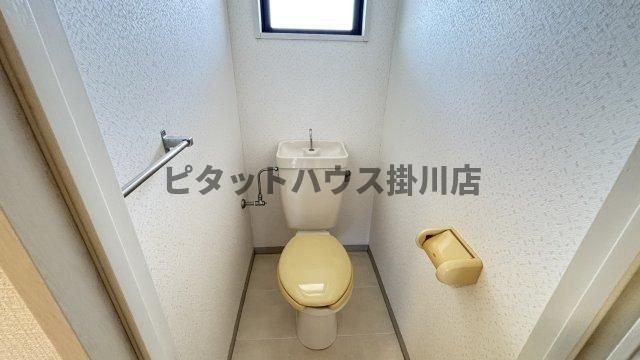 袋井市久能アパート トイレ