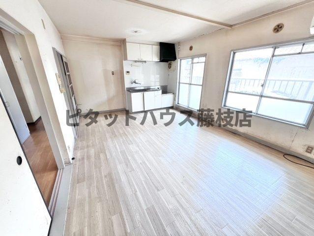 焼津市塩津マンション リビング