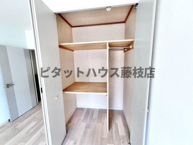 焼津市焼津アパート 収納