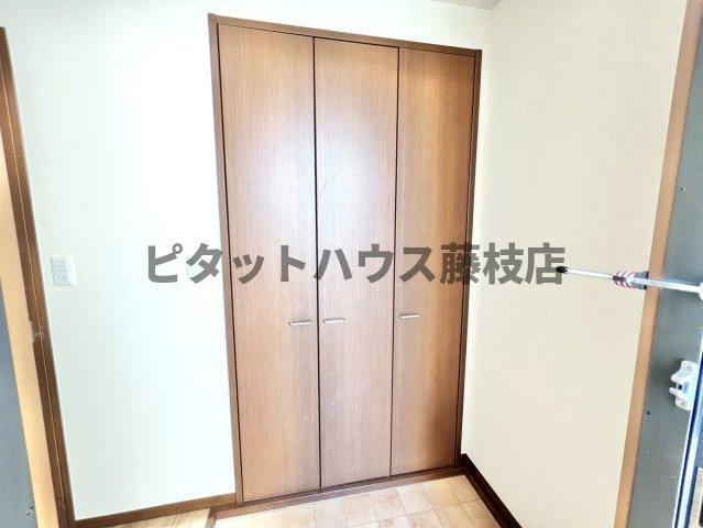焼津市三ケ名アパート 収納