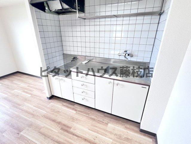 焼津市小柳津マンション キッチン