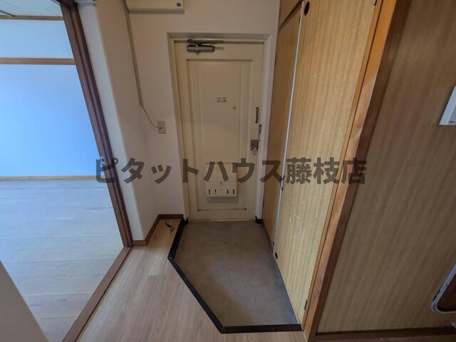 焼津市中根マンション 玄関