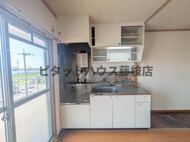 焼津市中根マンション キッチン