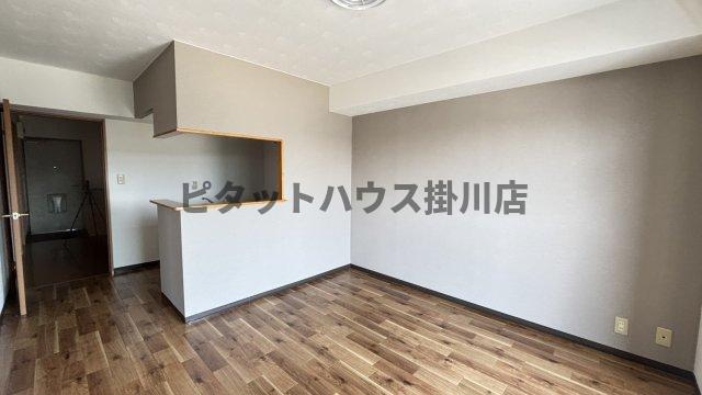 袋井市久能マンション リビング