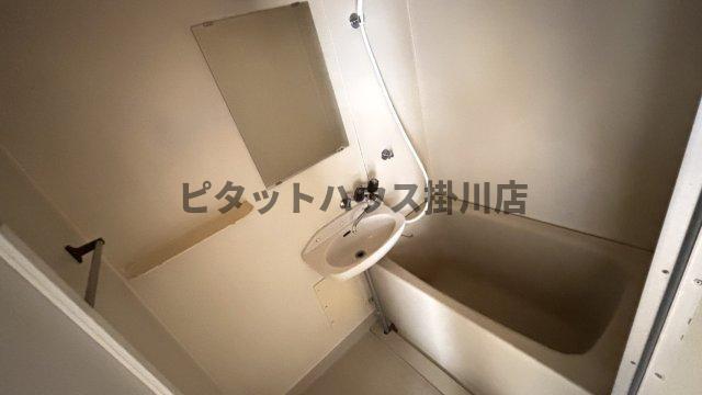 袋井市久能アパート バス／シャワー