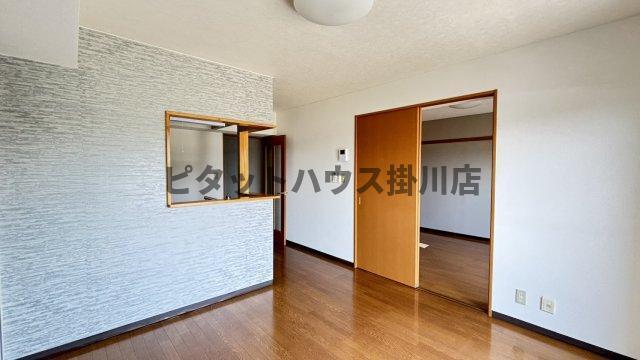 袋井市久能マンション リビング