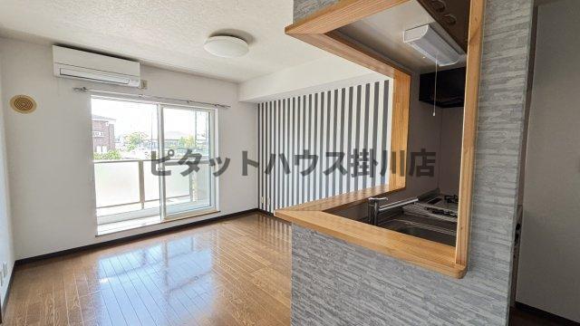 袋井市久能マンション リビング