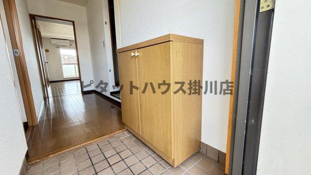 袋井市久能マンション 玄関