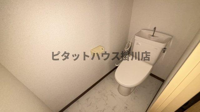 掛川市下垂木マンション トイレ