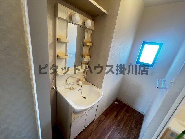 掛川市大坂アパート 洗面