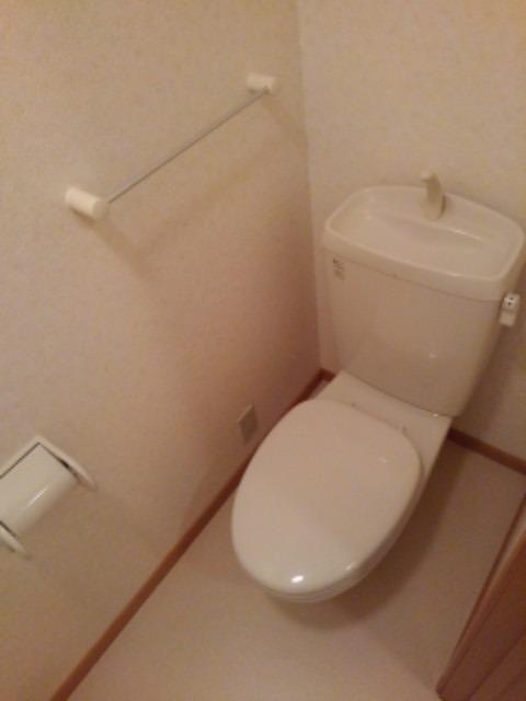 袋井市久能アパート トイレ