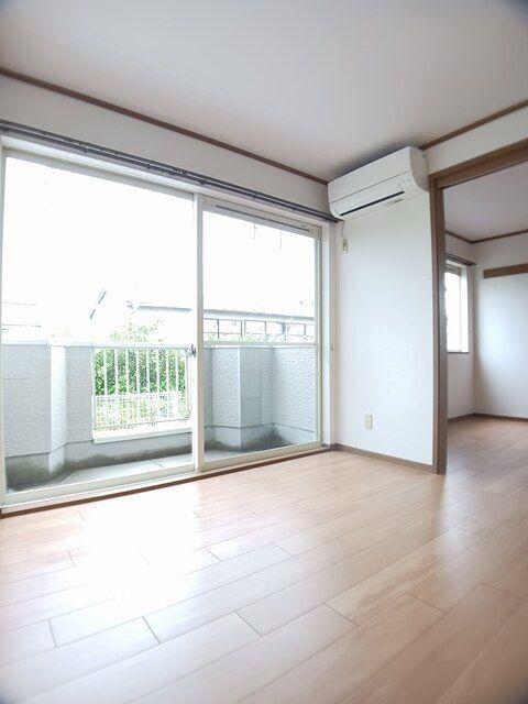 掛川市梅橋アパート リビング