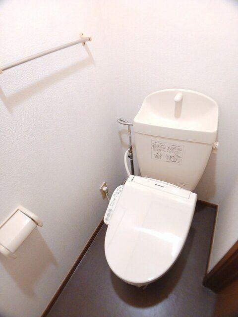 掛川市梅橋アパート トイレ
