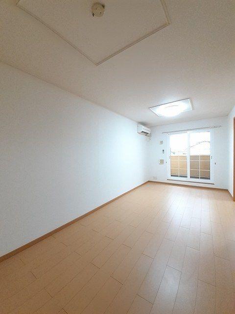 袋井市新堀アパート リビング
