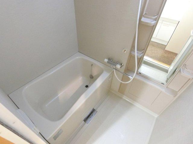 掛川市高御所アパート バス／シャワー