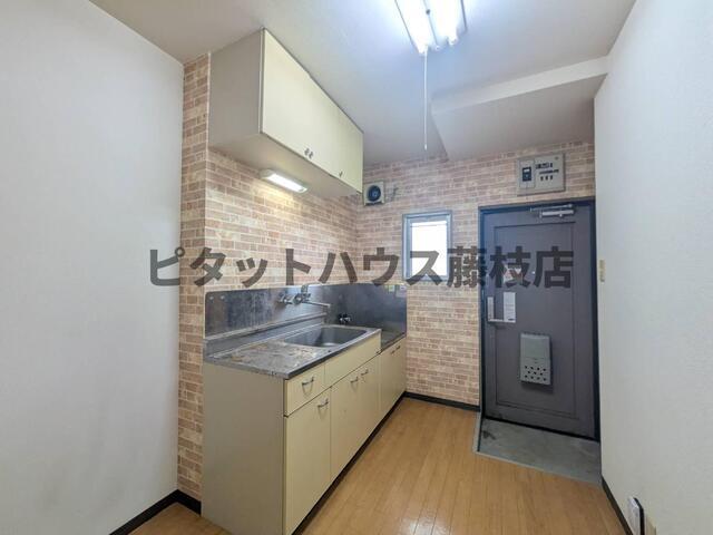 焼津市西小川マンション 室内