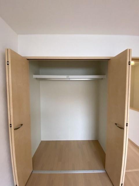 掛川市葛川アパート 収納