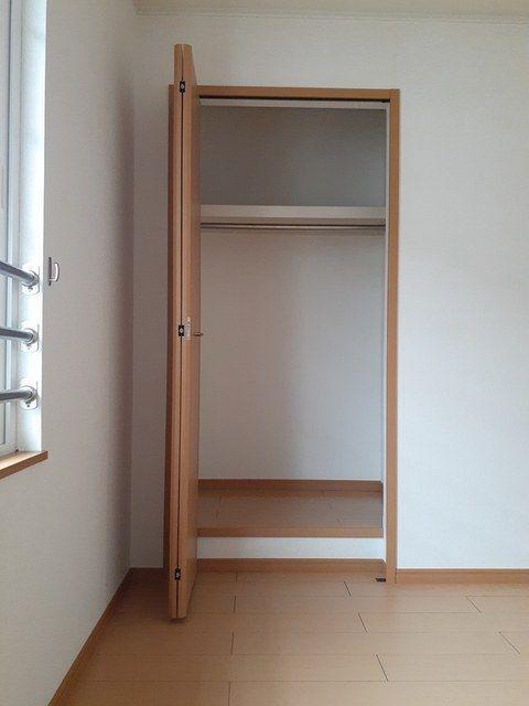 磐田市明ケ島原アパート 収納