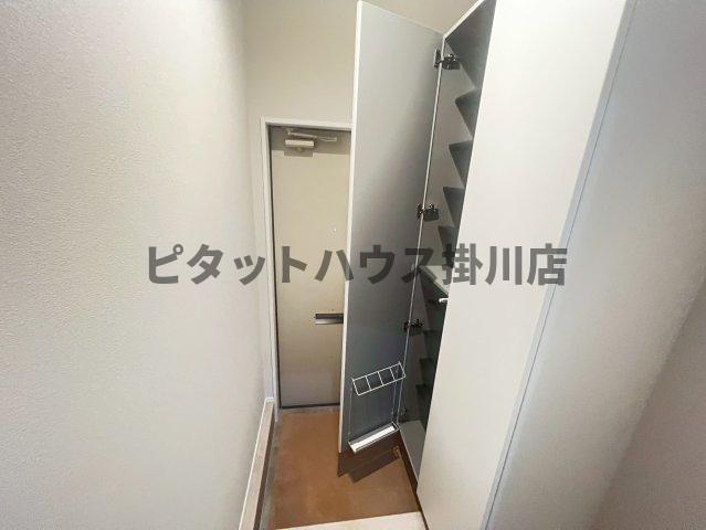 磐田市中泉アパート 玄関