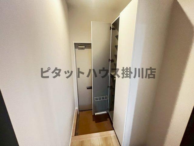 磐田市中泉アパート 玄関
