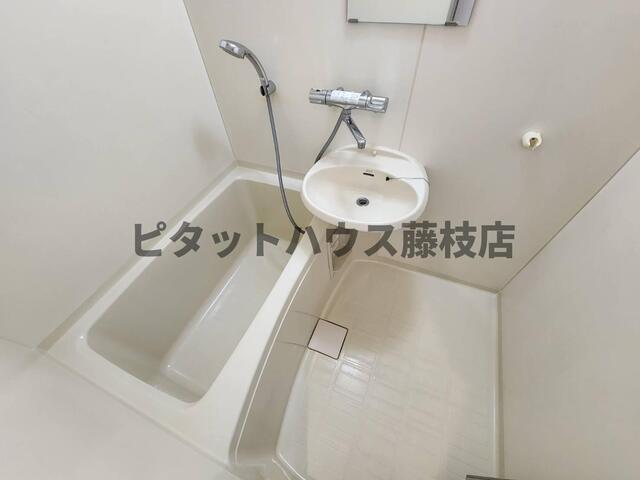 藤枝市泉町アパート バス／シャワー