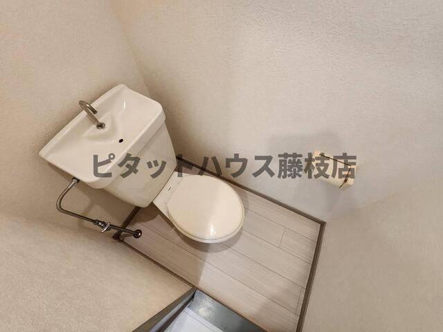 藤枝市泉町アパート トイレ