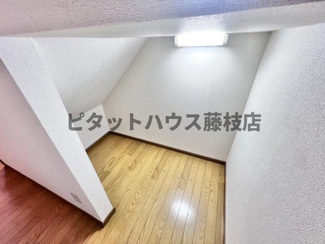 牧之原市細江アパート 収納