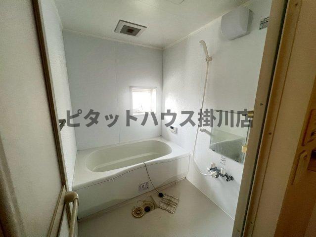 磐田市高見丘アパート バス／シャワー