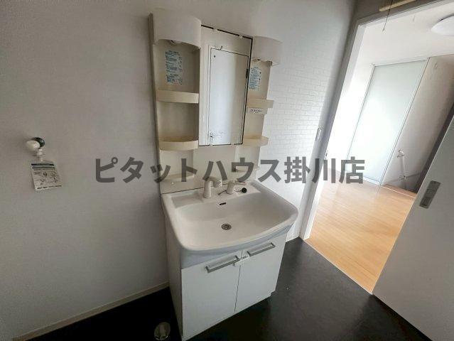 磐田市高見丘アパート 洗面