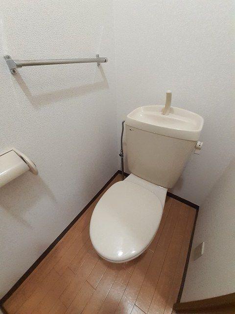 掛川市上張アパート トイレ