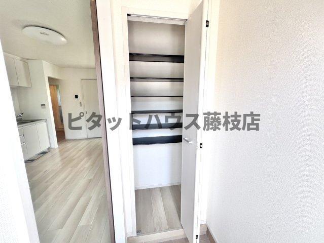 藤枝市高柳アパート 収納