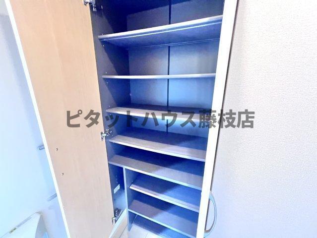 藤枝市瀬戸新屋アパート 収納