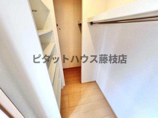 藤枝市瀬戸新屋アパート 収納