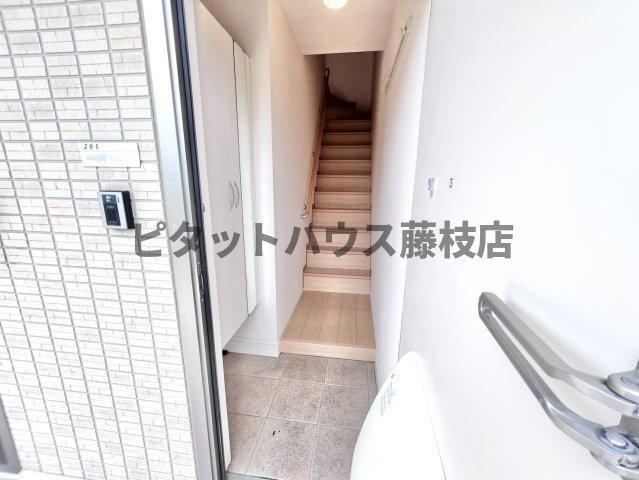 藤枝市田沼アパート 玄関