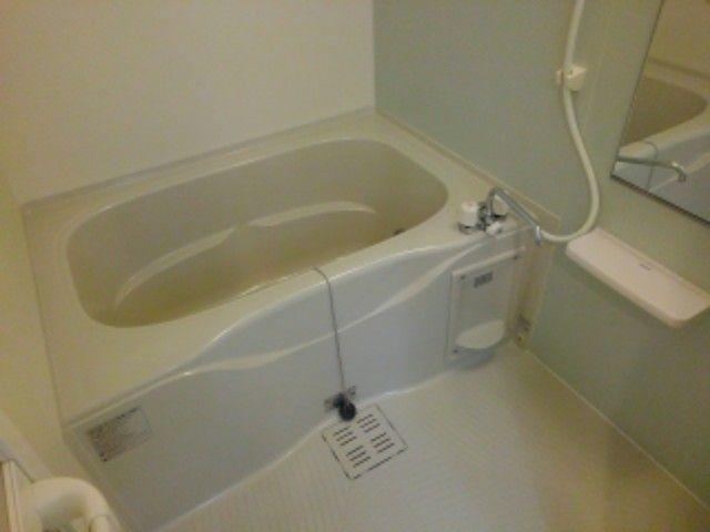 掛川市緑ケ丘アパート バス／シャワー