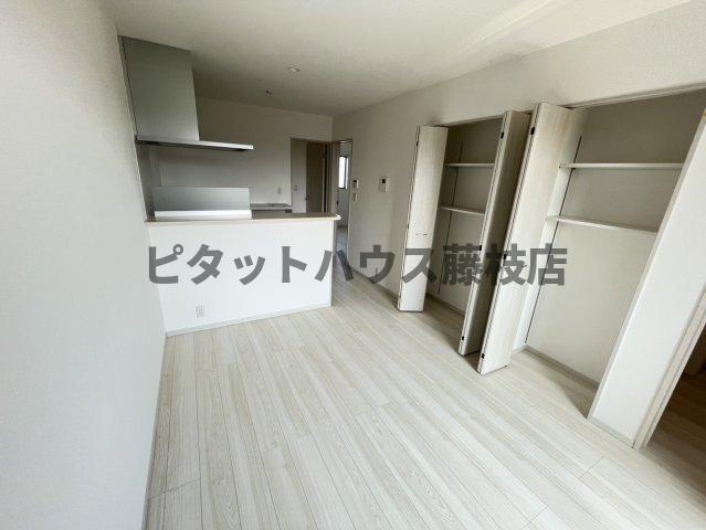 榛原郡吉田町住吉アパート リビング