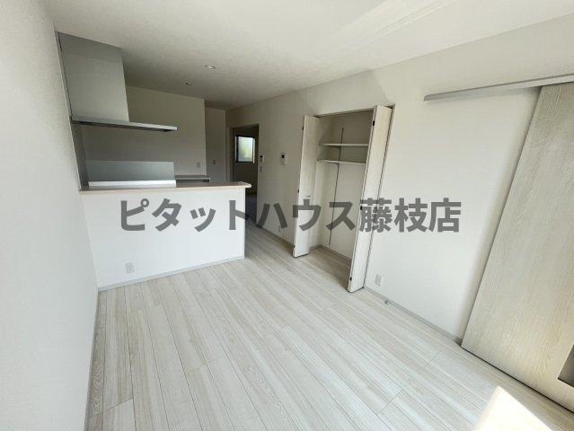 榛原郡吉田町住吉アパート リビング