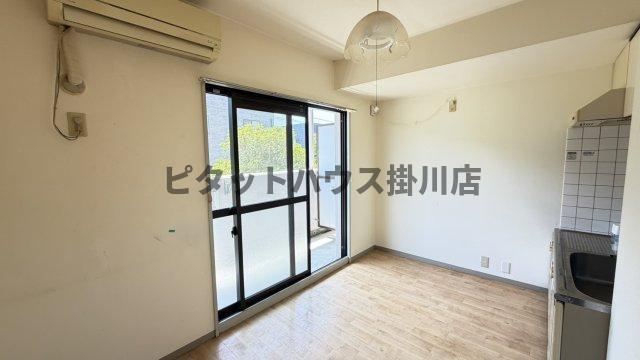 掛川市宮脇マンション リビング